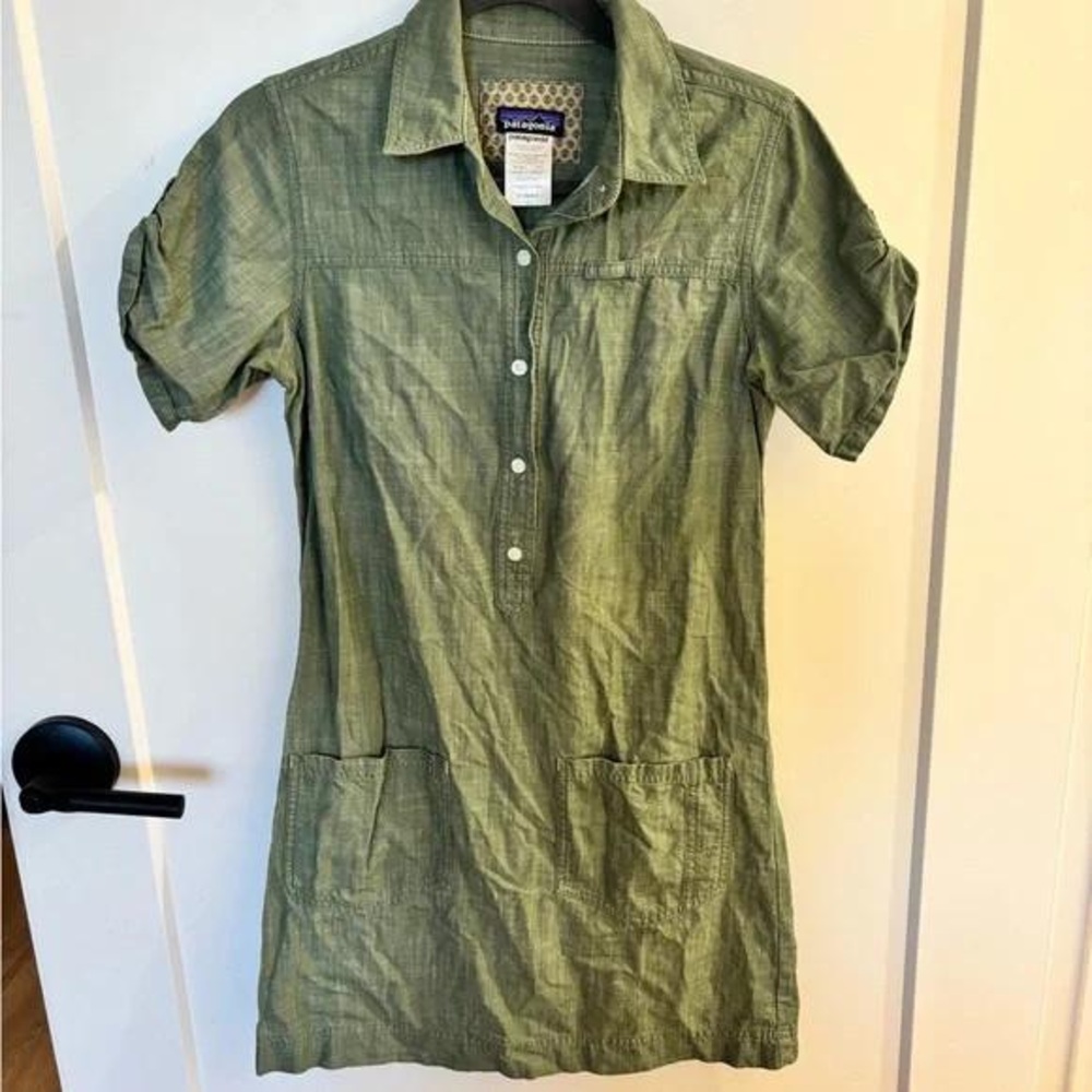 Green Button-Up Shirt Dress